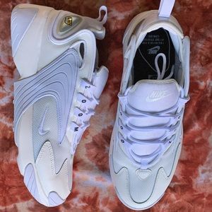 White NIKE Zooms (Men’s)